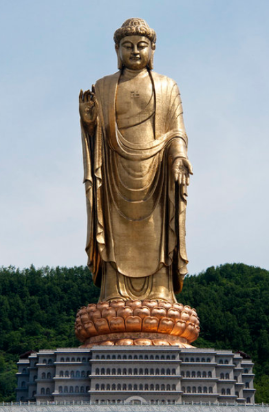 Buddha Spring Temple – China – 153 mt. - World's Tallest Statues