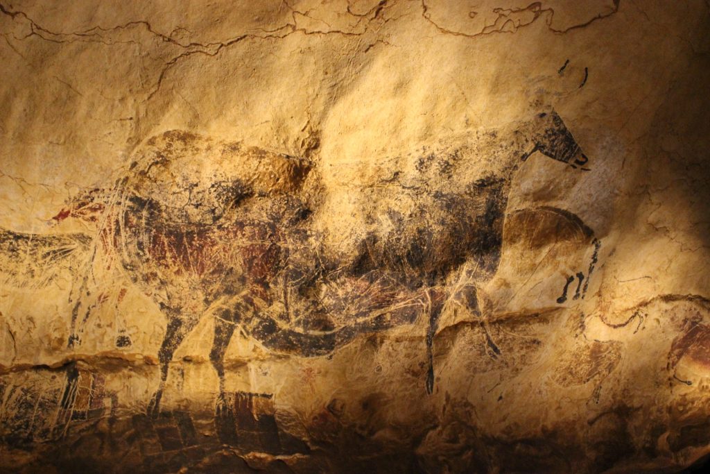 The Caves of Lascaux – A Window into Prehistoric Art - Oldest Archaeological Sites