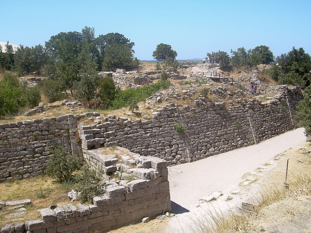 Famous Archaeological Sites - the walls of the acropolis belong to troy 7