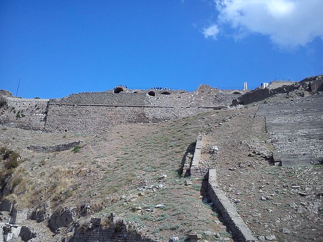 Architectural Design and Features of Theater of Pergamon