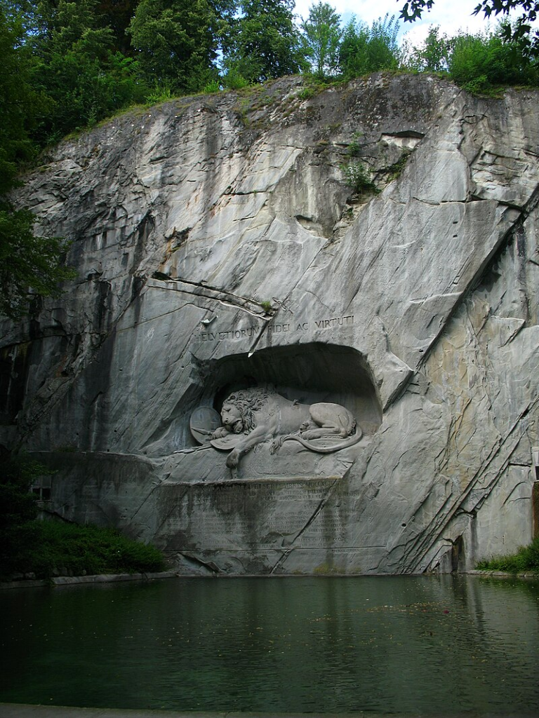 The Lion Monument in 2007