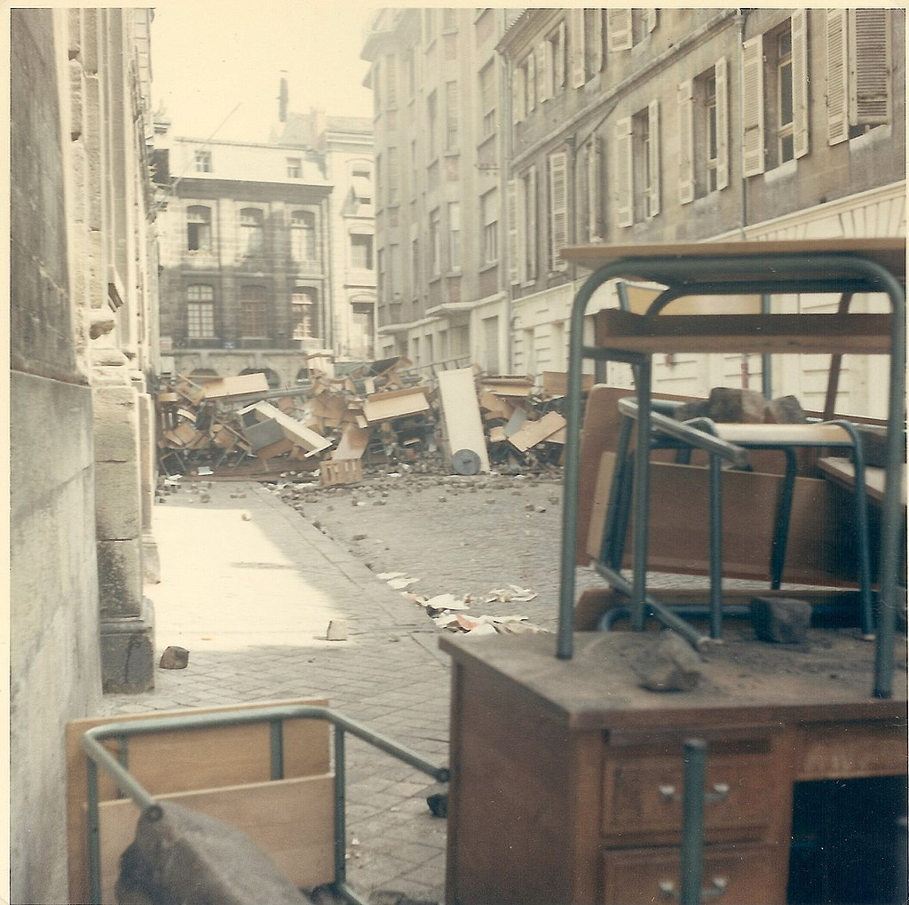 Demonstrations of may 1968 in Bordeaux (Gironde, France) - Rue Paul-Bert. - The History of Riots in France