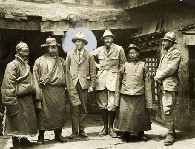 Some members of the 1924 British Mount Everest expedition: Mallory is highlighted beside Edward F. Norton to his left and Geoffrey Bruce far right, at the Dzongpen's Shekar.