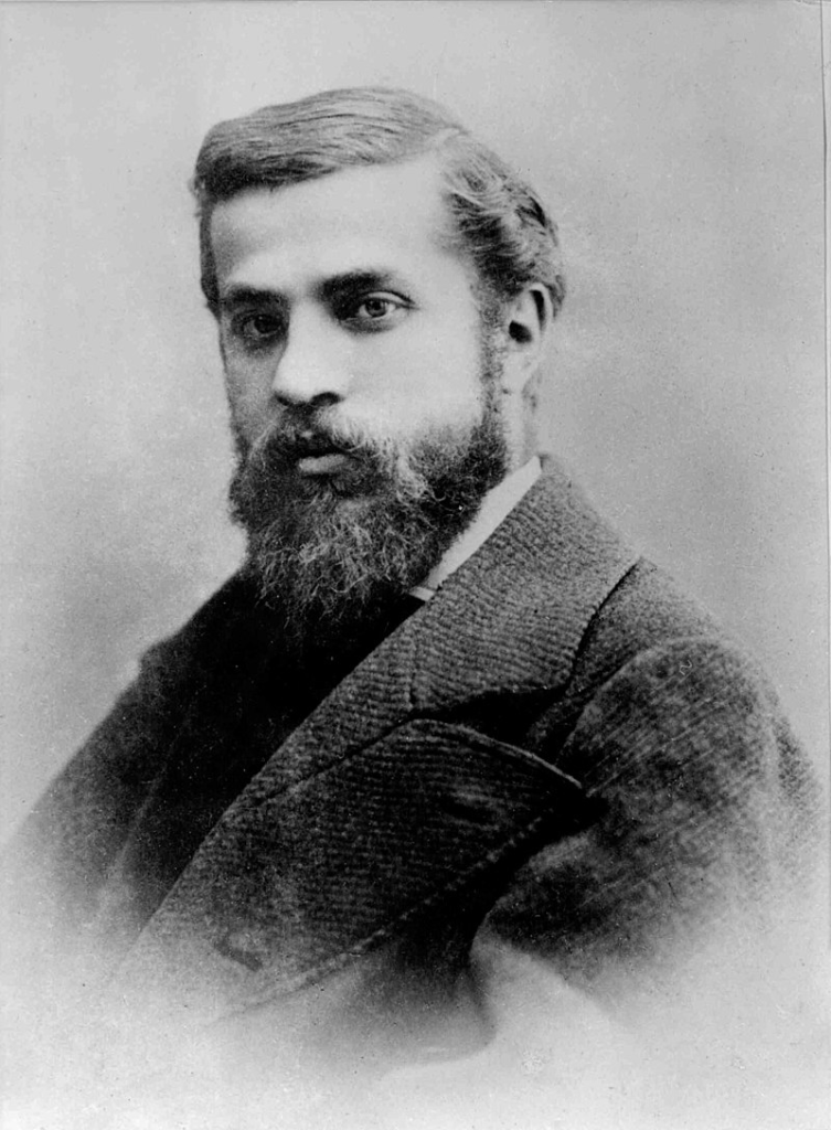Portrait photograph of Antoni Gaudí i Cornet