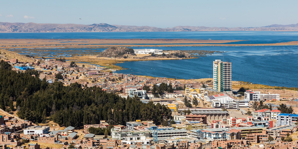 The city of Puno in Peru, the largest urban settlement in the lake