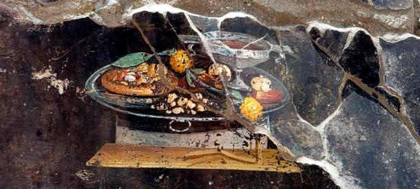Ancestral Pizza Discovered in a Fresco Excavated in Pompeii