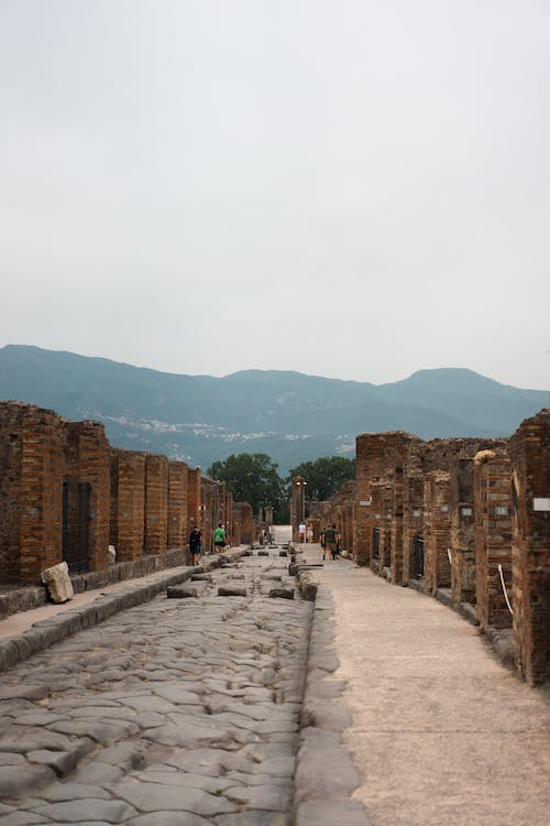 1. Pompeii's Lavish Lifestyle